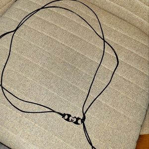 Gucci  belt can be used as necklace